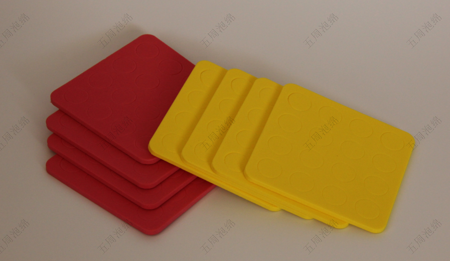 EVA泡棉內(nèi)托的核心性能優(yōu)勢:防潮、抗震與輕量化設(shè)計  EVA泡棉內(nèi)托的核心性能優(yōu)勢:防潮、抗震與輕量化設(shè)計