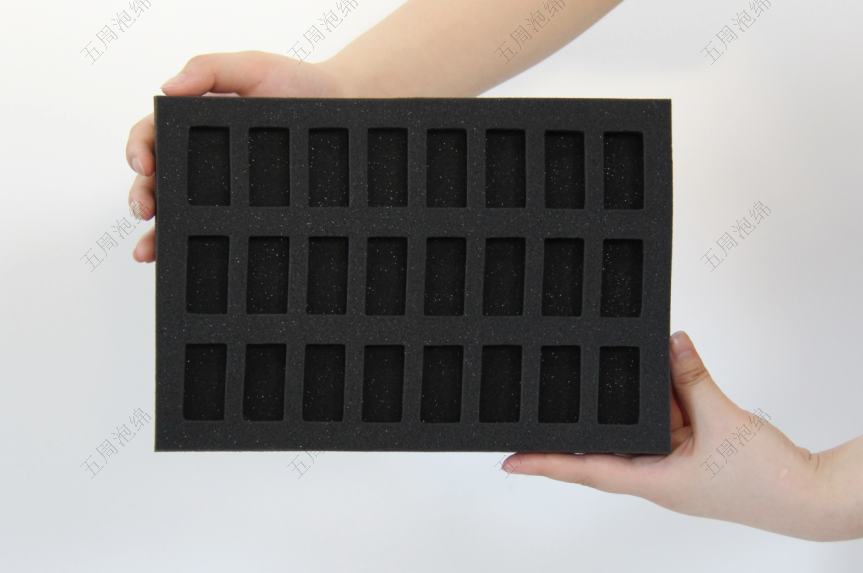 PU海綿的六大應用領域:從家居到工業的多樣選擇 PU海綿的六大應用領域:從家居到工業的多樣選擇