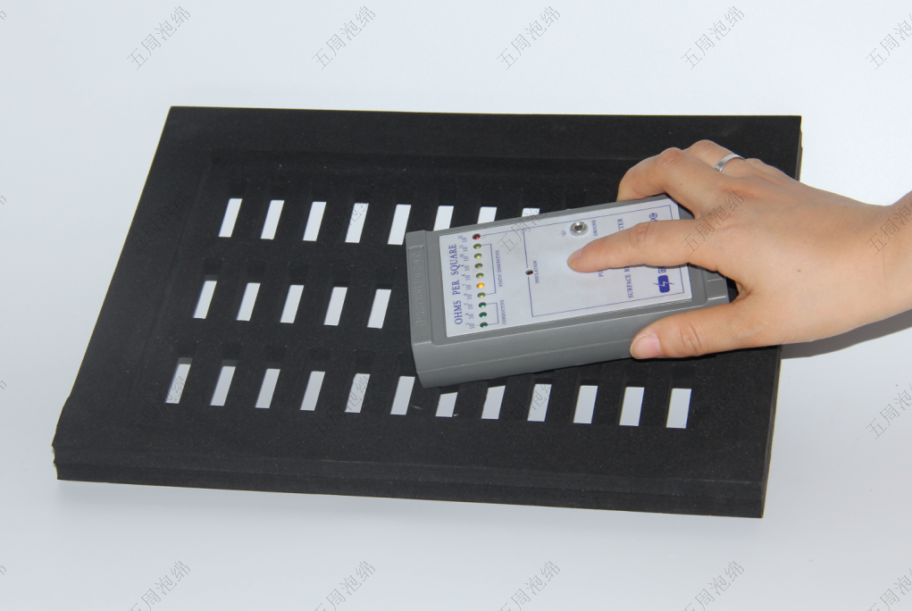 行業(yè)誤區(qū)揭秘:EVA泡棉內(nèi)襯選材的三大關(guān)鍵盲點(diǎn) 行業(yè)誤區(qū)揭秘:EVA泡棉內(nèi)襯選材的三大關(guān)鍵盲點(diǎn)