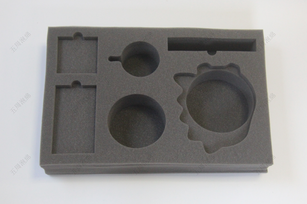 消費升級下的隱形抓手:PU海綿的科技含量被嚴重低估 消費升級下的隱形抓手:PU海綿的科技含量被嚴重低估